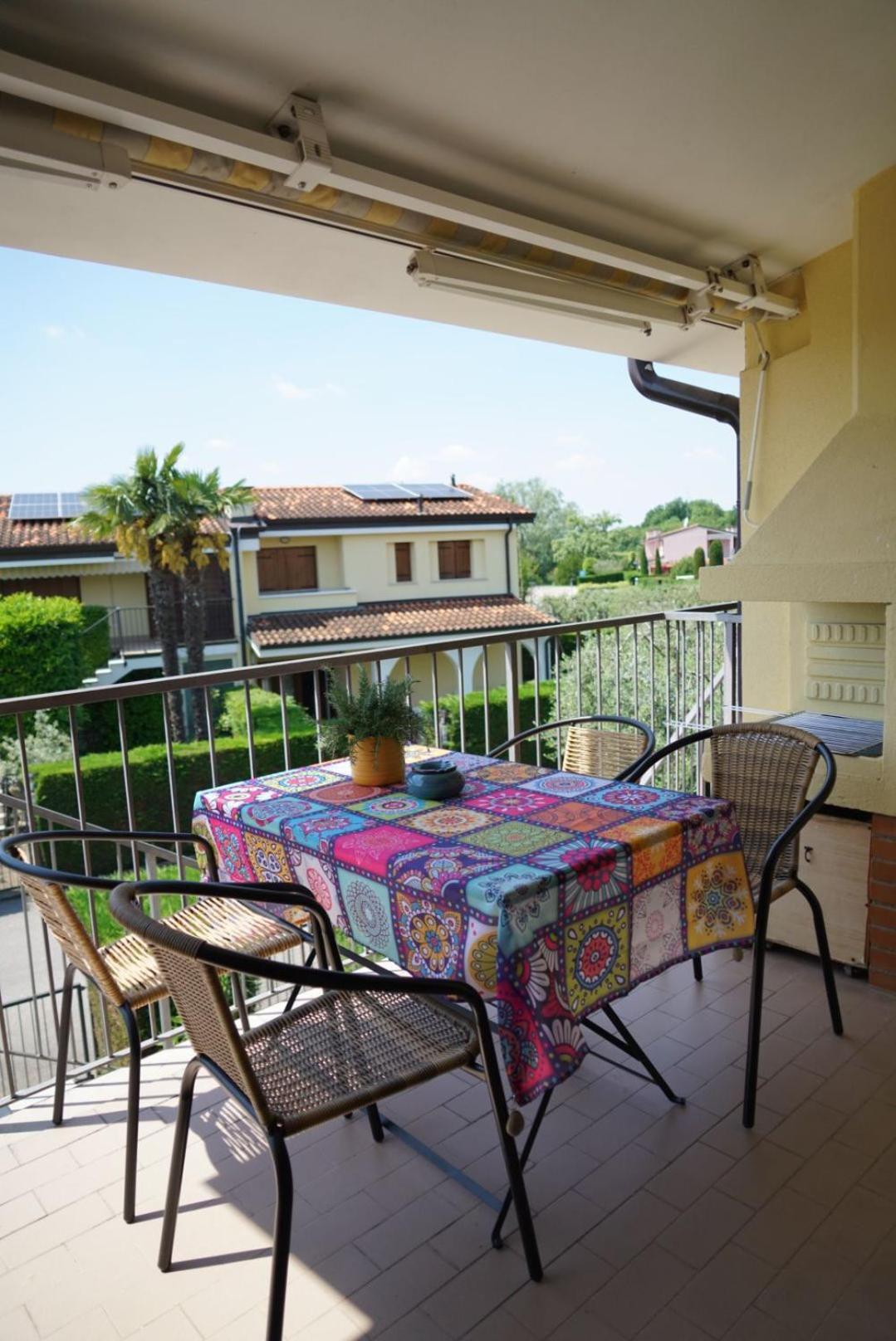 Dagi'S Dolcevita Apartments Cola  Екстер'єр фото
